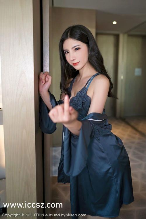 学校美女吃瓜事件,一场意外的网络热议