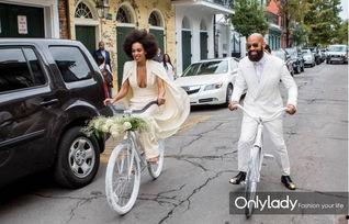 吃瓜妹妹穿婚纱