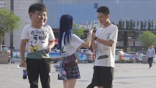 吃瓜贼开心游戏,畅游虚拟世界，体验欢乐无限  第2张